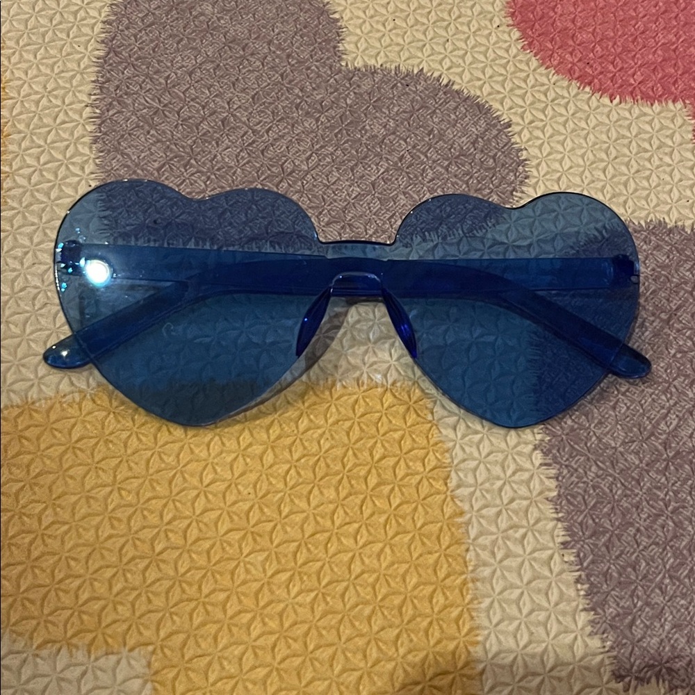 Heart-Shaped Blue Sunglasses New